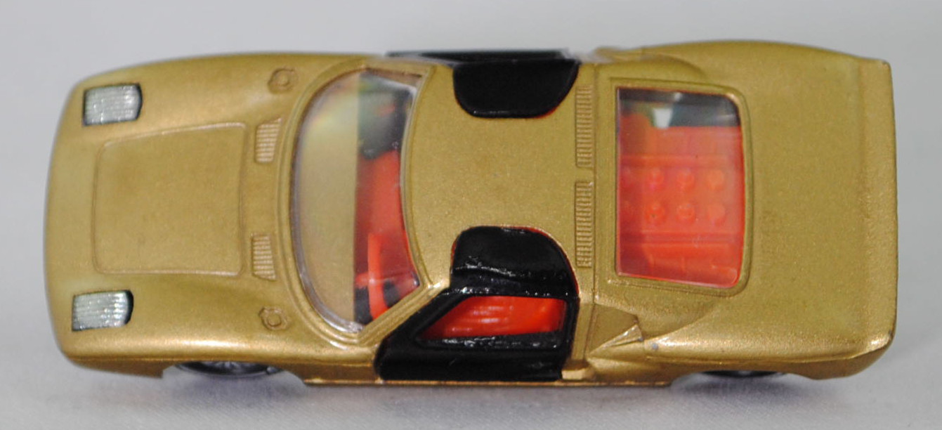 00005 Ford GT40 (Mk I bzw. Mark 1, Modell 1965-1967), Karosserie goldmetallic, Türen schwarz, Bpr. V 296 / W-Germ, Verglasung klar, R11 gerillt, SIKU SUPER, 1:57, m