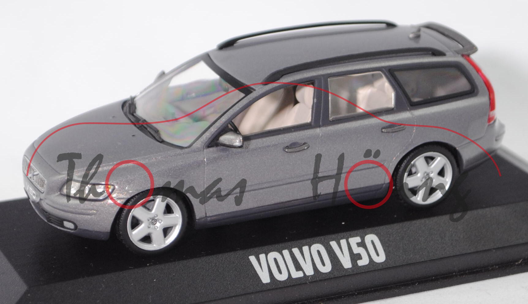 Volvo V50 T5 (2. Generation, Typ M, Modell 2004-2007), flint grey metallic, Minichamps, 1:43, PC-Box