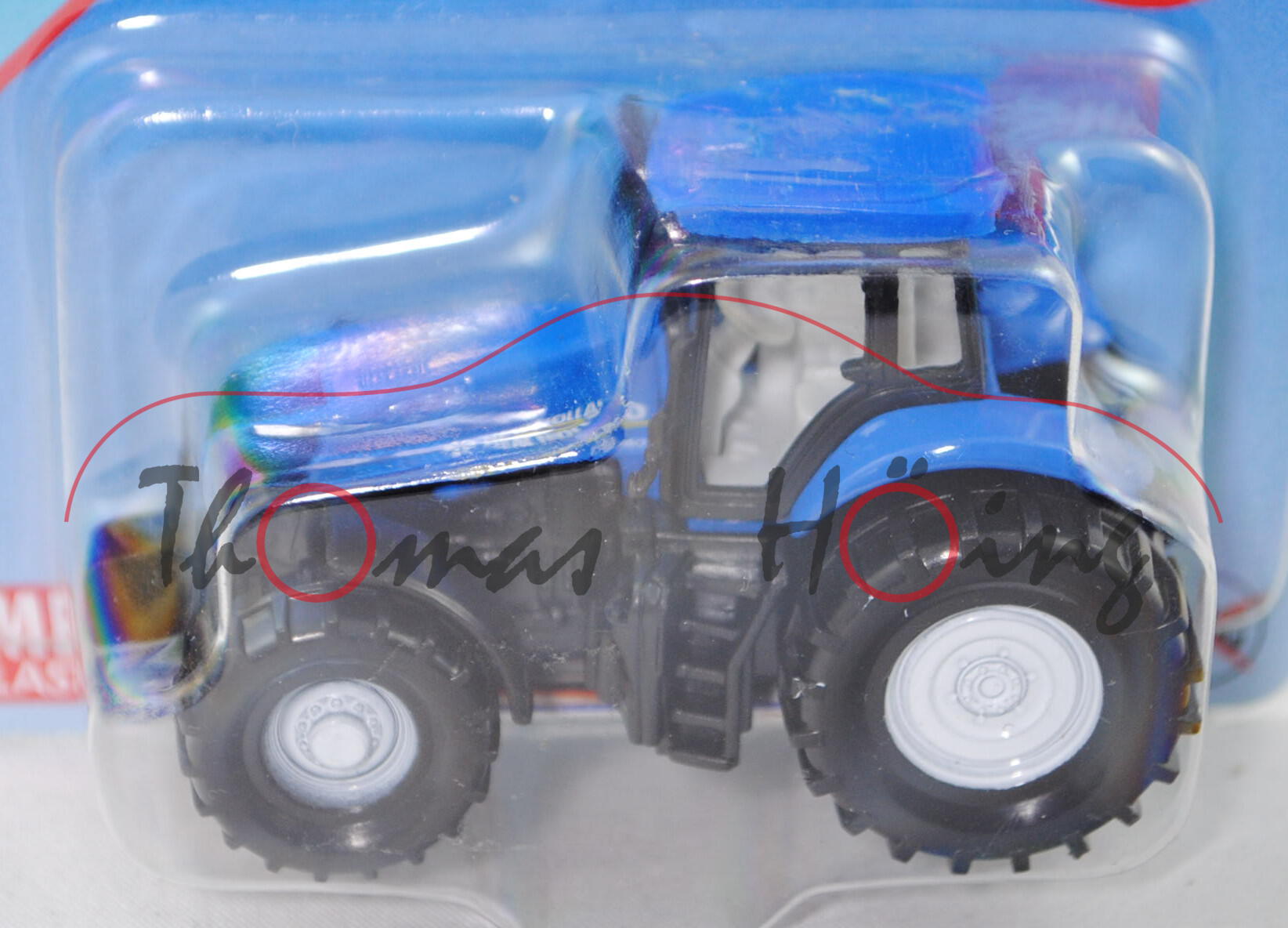 00000 New Holland T8.390 Traktor (Modell 2011-2015), hell-signalblau/schwarz, innen lichtgrau, Lenkr