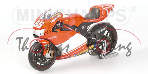 Ducati Desmosedici, verkehrsrot/reinweiß, Team Ducati MotoGP, Fahrer: Louis Capirossi, Nr. 65, MotoG