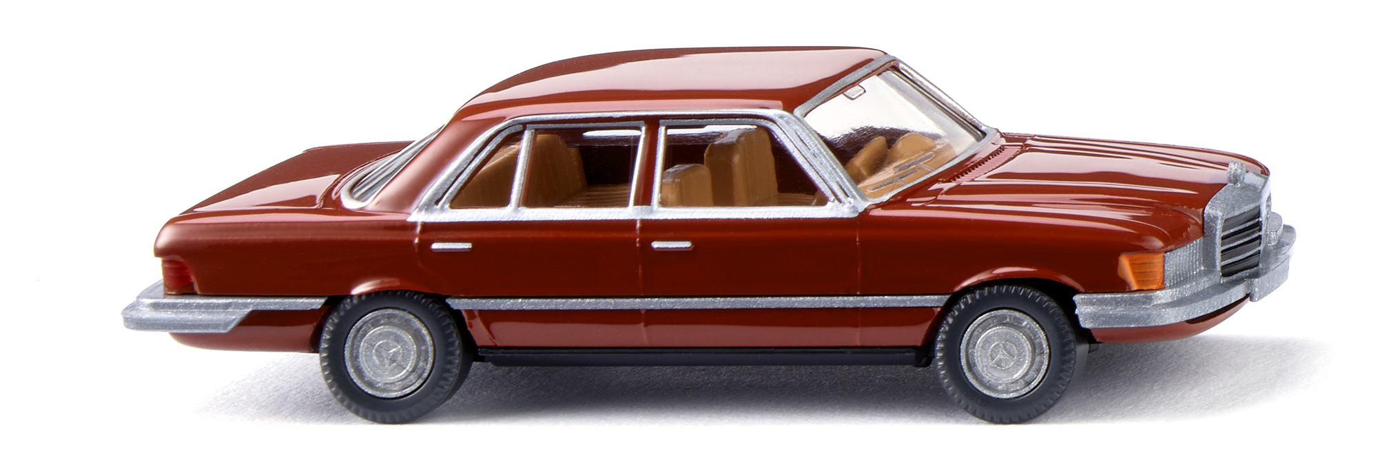 Mercedes-Benz 450 SE (W 116, Baumuster 116.032, Modell 1972-1980), oxidrot (dunkelrotbraun, Farbcode 460), innen braunbeige, Wiking, 1:87, mb