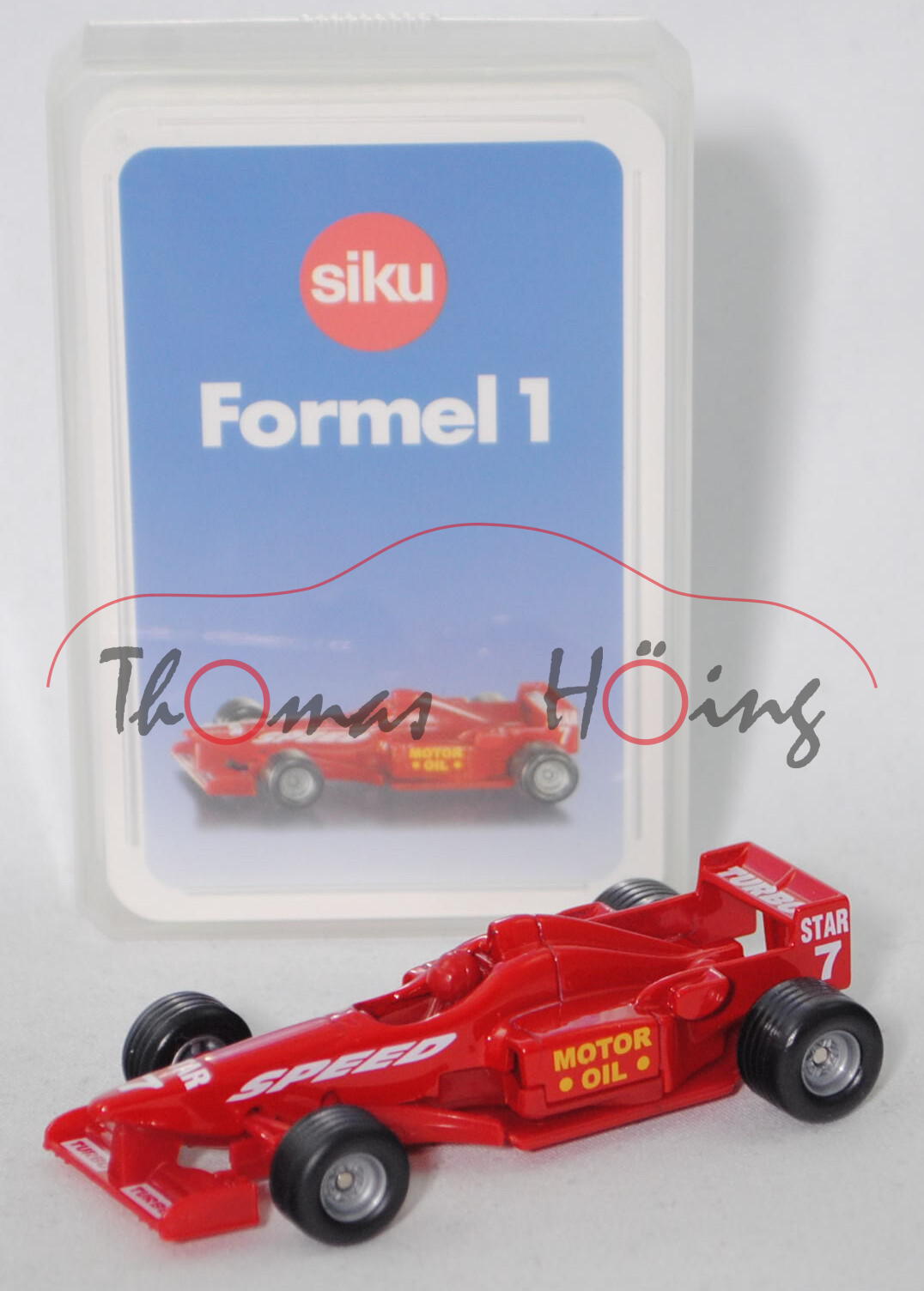 00000 Formel 1 Quartett mit Formel 1 Rennwagen, karminrot, ca. 1:55, SIKU SUPER / TOP ASS, P28b