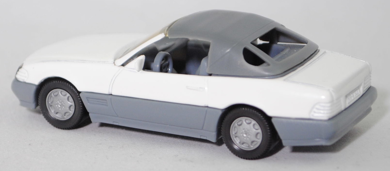 00004 Mercedes-Benz 500 SL mit Verdeck (Hardtop) (R 129, Modell 1989-1992), reinweiß/fehgrau, Scheibe seitlich  reinweiß, Heckklappe ohne Stern, Hong, B7, SIKU SUPER, 1:55, m
