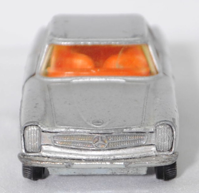 00006 Mercedes-Benz 280 SL (W 113, Pagode, Modell 1968-1971) mit Hardtop (Coupédach), silber, Bpr. V 302 / 1017, W-Germ, Verglasung gelb, R11 gerillt, SIKU SUPER, 1:60, vsc