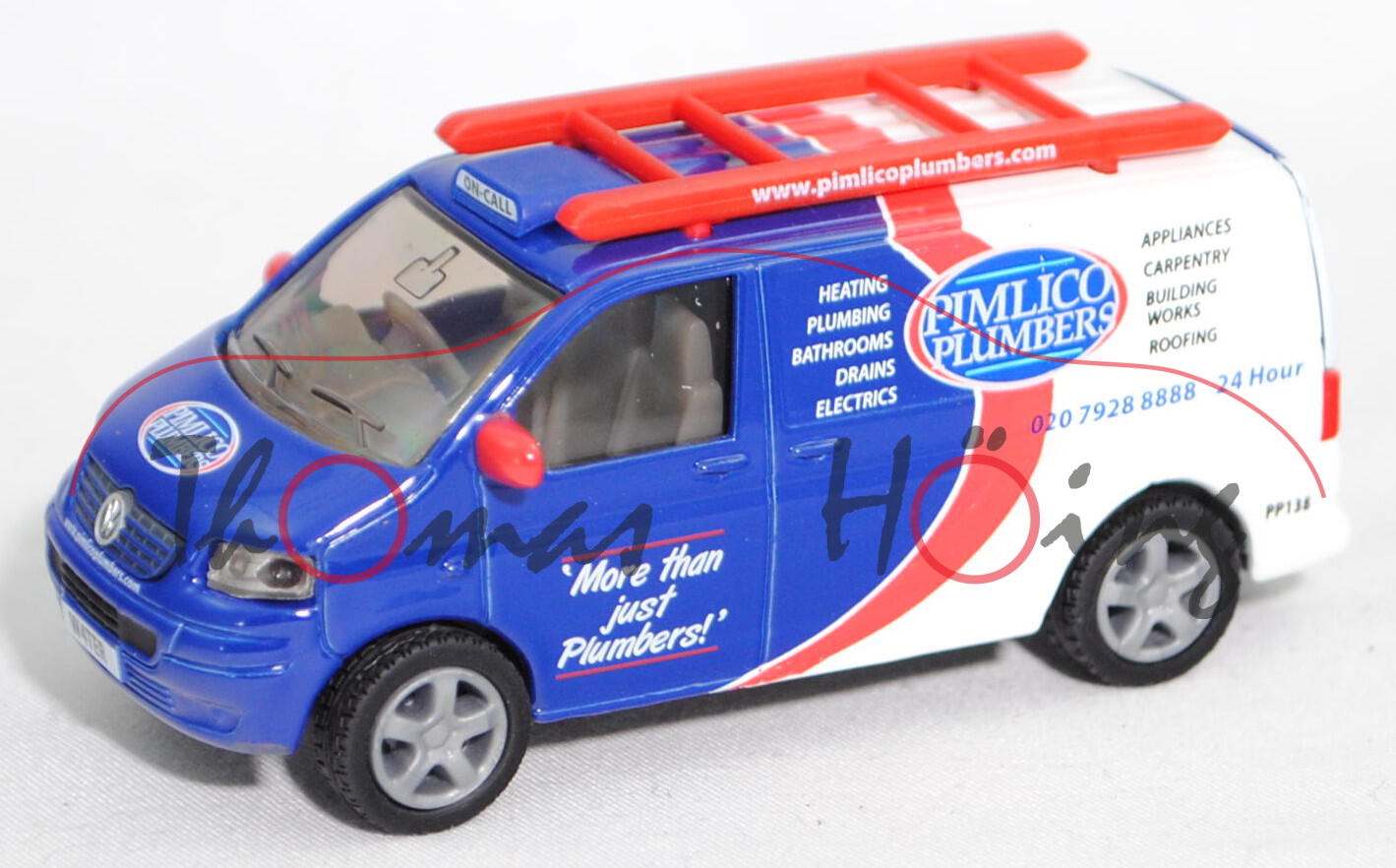 00618 GB VW T5 Transporter (Typ 7H, Mod. 03-09), blau/weiß, PIMLICO/PP138, SIKU, 1:58, Box W4TER