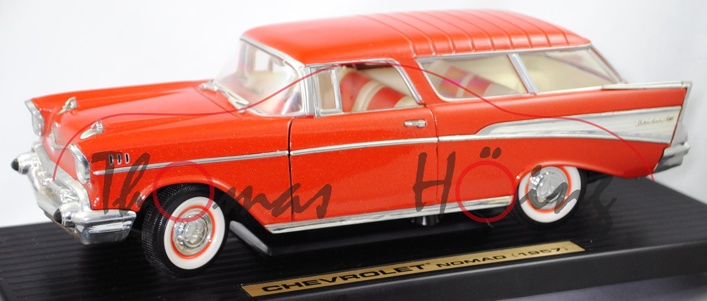 CHEVROLET BEL AIR NOMAD (1. Gen., Modell 1955-1957), blutorangemet., Road Tought®/Yatming, 1:18, mb