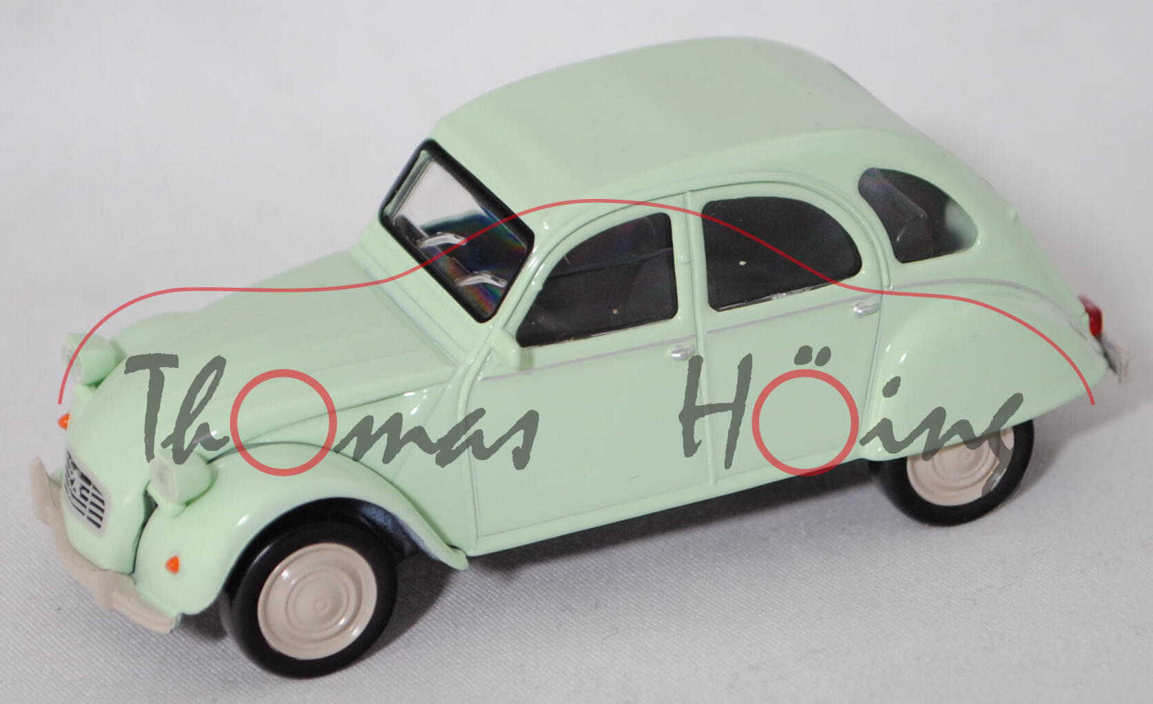 Citroen 2CV6 Club (Typ AZKA, Modell 1979-1985), weißgrün (vgl. jade green), Norev Jet-car, 1:43, mb