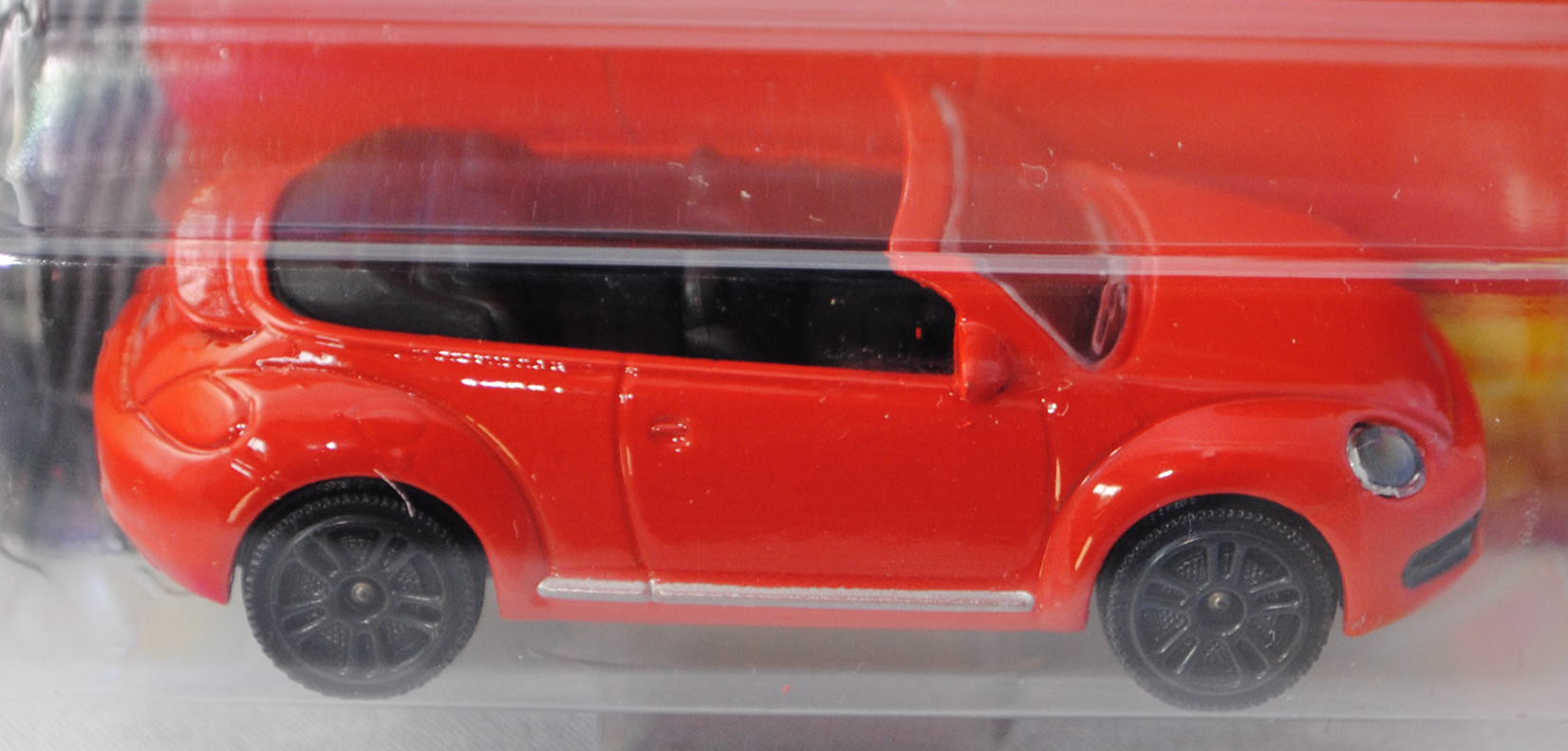 VW Beetle Cabriolet (Typ 5C, Modell 2012-) (Nr. 203A), feuerrot, Felgen schwarz, majorette, 1:60, Bl