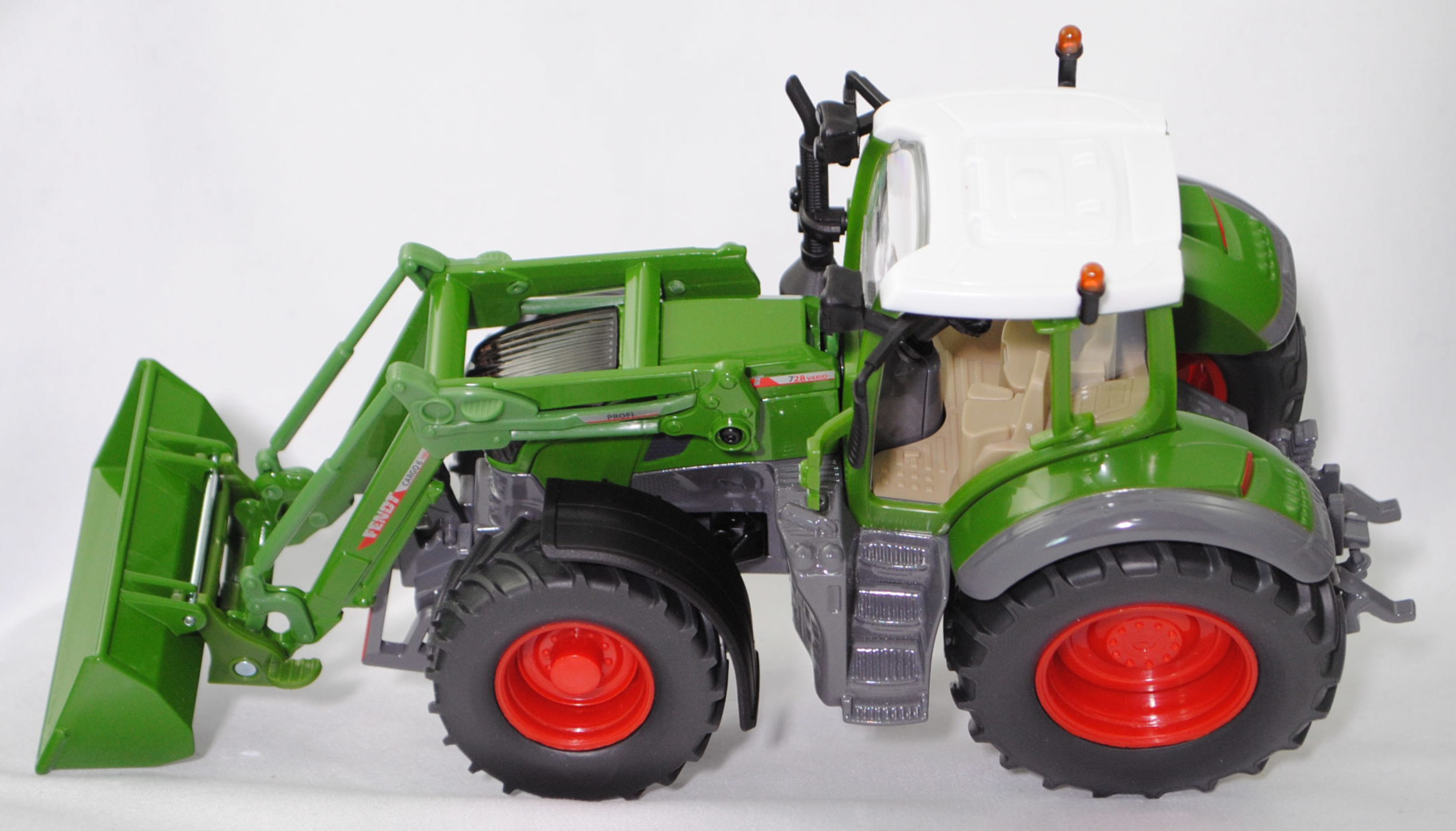00000 Fendt 728 Vario Gen7 (7. Generation, Modell 2023-) mit abnehmbarem Frontlader, reinweiß/hell-grasgrün/hell-basaltgrau/mattschwarz, SIKU FARMER 1:32, L17mpK