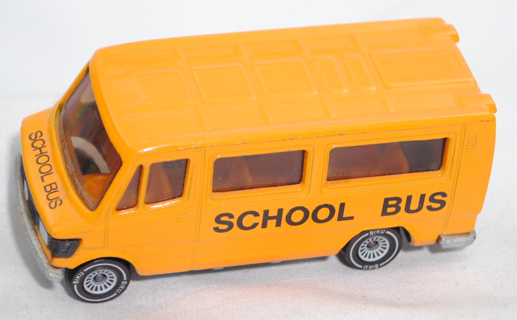 00600 GB Mercedes-Benz 208 (Baureihe TN, Typ T 1, Modell 77-82) Schulbus, d.melonengelb, SCHOOL BUS