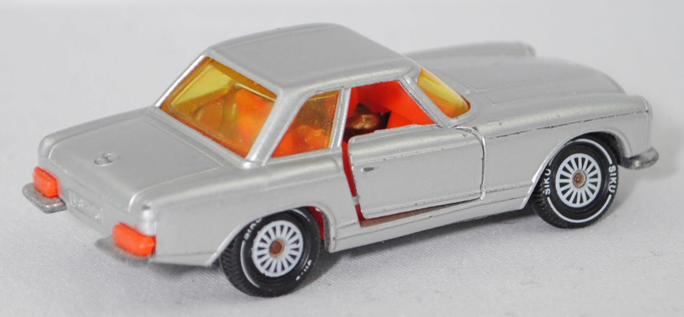 00006 Mercedes-Benz 280 SL (W 113, Pagode, Modell 1968-1971) mit Hardtop (Coupédach), silber, Bpr. V 302 / 1017, W-Germ, Verglasung gelb, R11 gerillt, SIKU SUPER, 1:60, m-