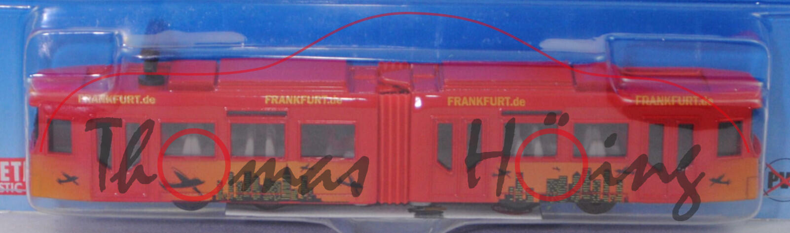 00009 ADtranz GT4N-ZR Niederflur-Straßenbahn (Modell 1997-2009), verkehrsrot, FRANKFURT.de, ohne Kupplungen, Bpr. ohne Adresse, SIKU, 1:117, P29e