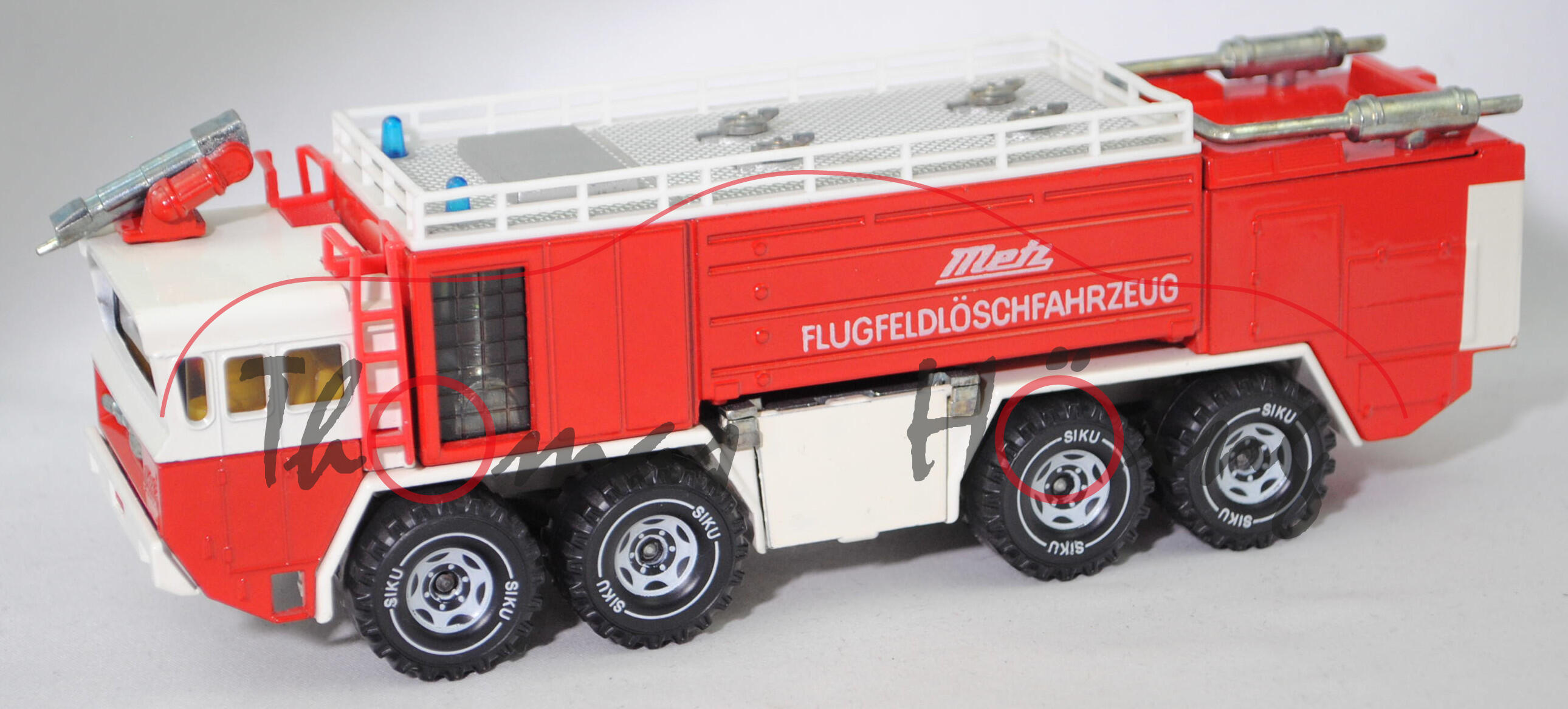00004 Großflugfeldlöschfahrzeug GFLF auf Fahrgestell Faun (Mod. 69-70) und Metz-Aufbau, weiß/rot, Metz / FLUGFELDLÖSCHFAHRZEUG, Verglasung rauch, LKW11, SIKU, 1:61, m-