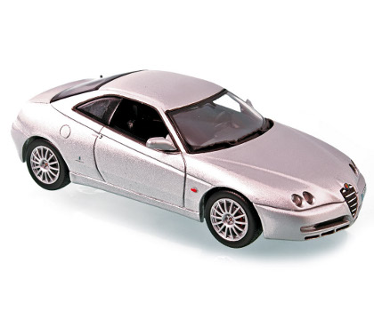 Alfa Romeo GTV 3.2 V6 24V (Typ 916 facelift), Modell 2003-2005, silber, Norev, 1:43, PC-Box