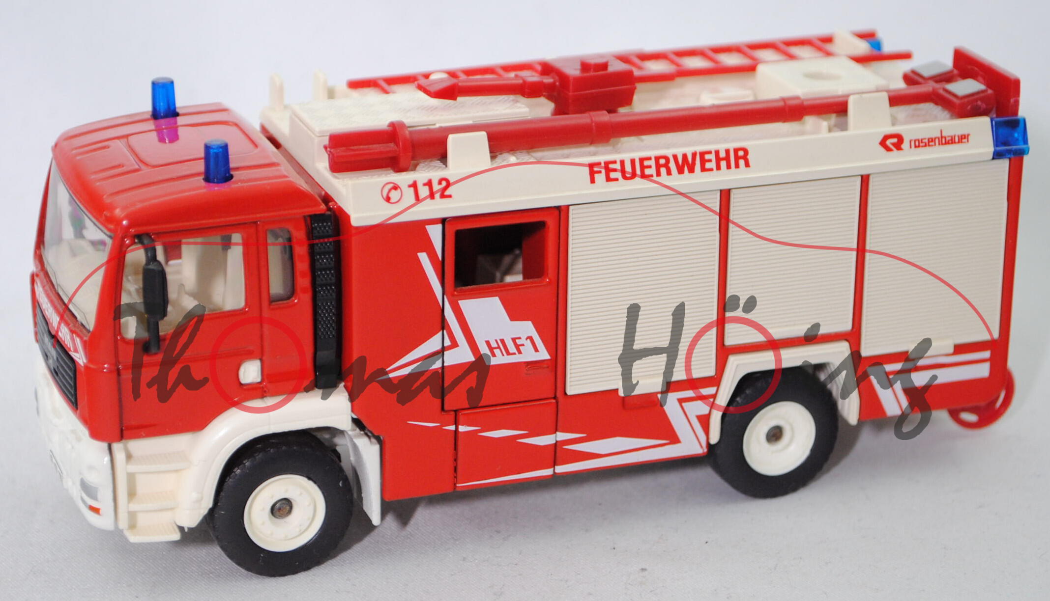 00000 HLF 20 auf Fahrgestell MAN TGA 18.460 M Feuerwehr, rot/weiß, Riffelung durchgehend, SIKU