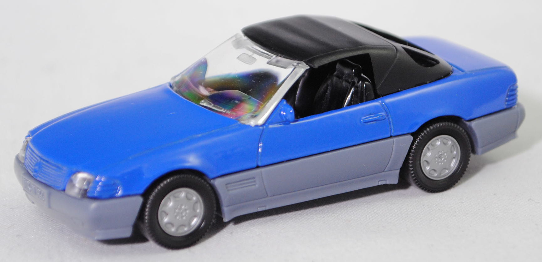 00001 Mercedes-Benz 500 SL mit Verdeck (Hardtop) (R 129, Modell 1989-1992), hell-enzianblau/fehgrau, Scheibe seitlich unlackiert, Heckklappe ohne Stern, Germ, B7, SIKU, 1:55, m