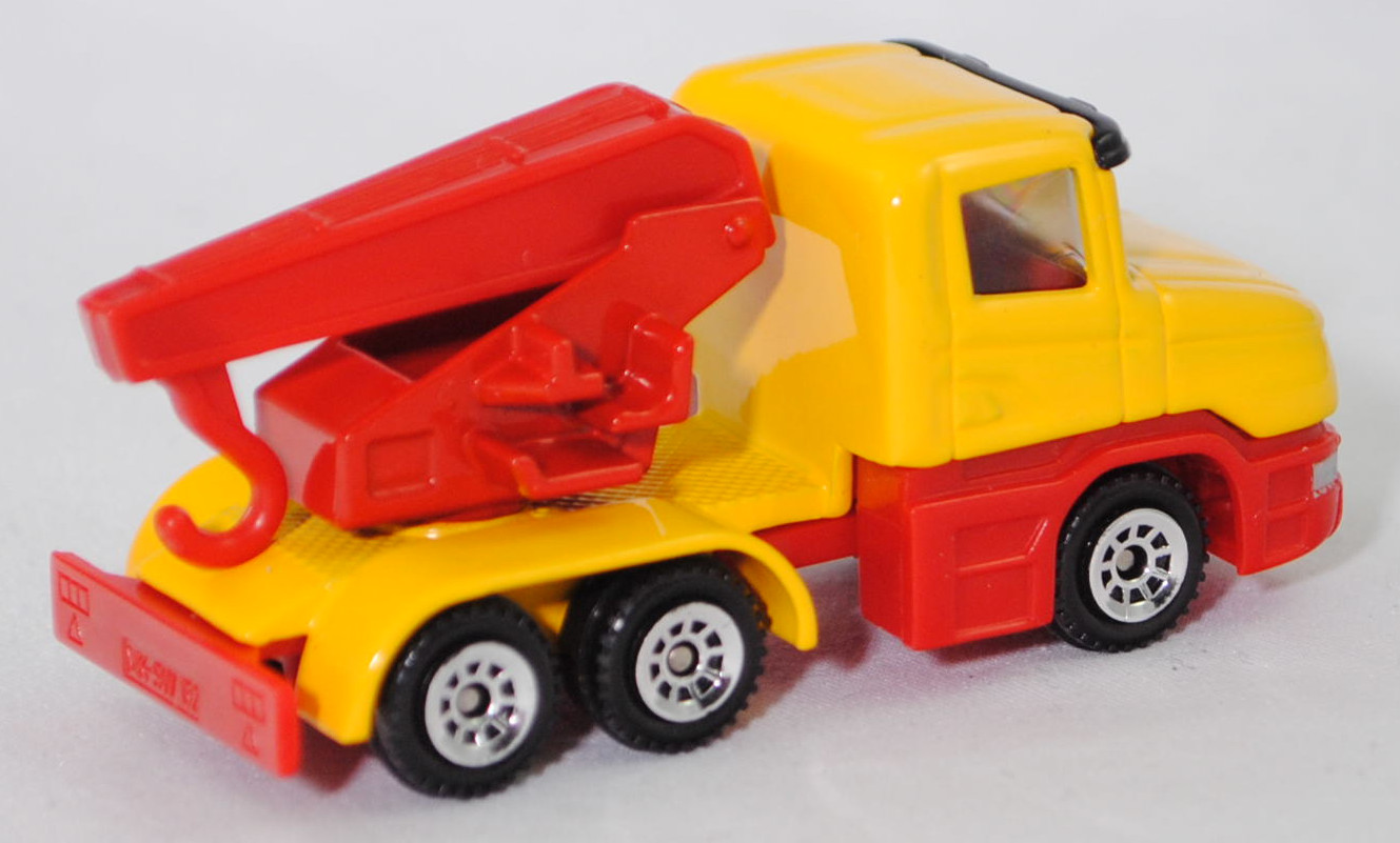 00004 Scania T114GB 6x4 NZ 340 (Serie 4, Fahrerhaustyp CT14, Modell 1995-1998) Abschleppwagen, gelb, Ausleger mit Abschlepphaken rot, C1 chrom, SIKU SUPER, 1:86, m