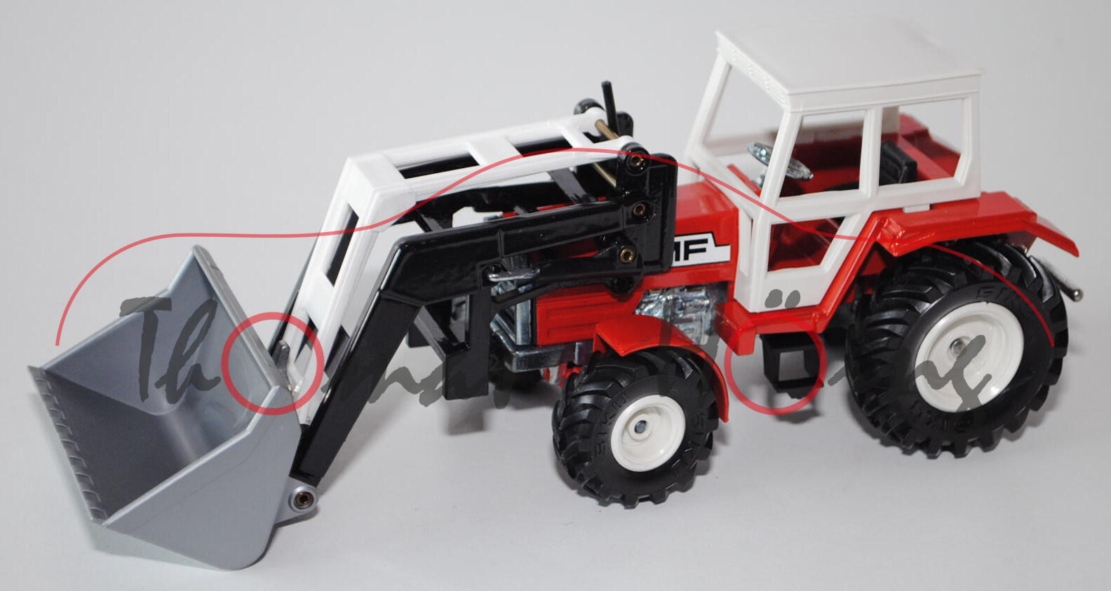 Massey Ferguson MF 284 S Traktor mit Schaufellader, verkehrsrot, Chassis chrom, Kabine weiß, Frontla