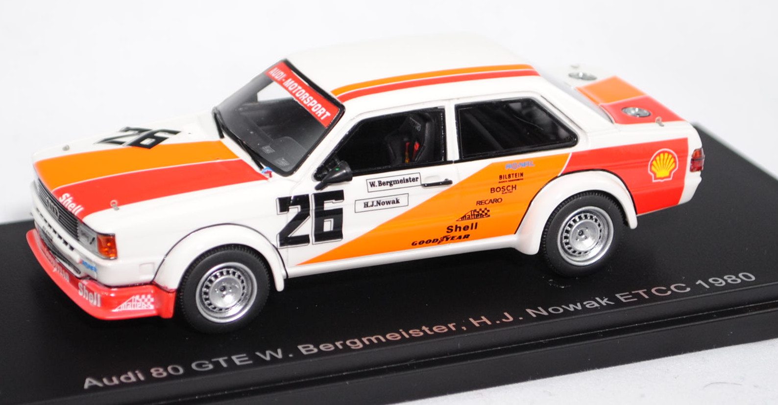 Audi 80 GLE Gr. 2 (B2, Typ 81, Zweitürer, Mod. 1978-1984) Tourenwagen, cremeweiß, ETCC 1980 (4 Stund