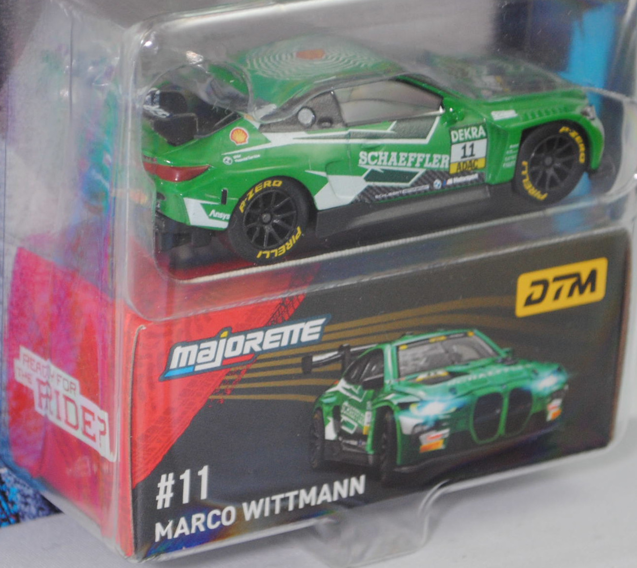 BMW M4 GT3 EVO (G82, Homologationsnummer GT3-053, Modell 2024-) (Nr. 257I), grün/weiß, DTM 2025, Marco Wittmann, Nr. 11, Schubert Motorsport, majorette, 1:65, Blister