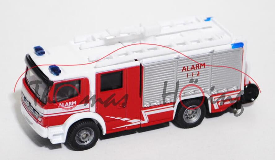 00800 Mercedes Feuerwehr Tanklöschfahrzeug, karminrot/reinweiß, ALARM / 1-1-2, 1:87, L17mK, DK