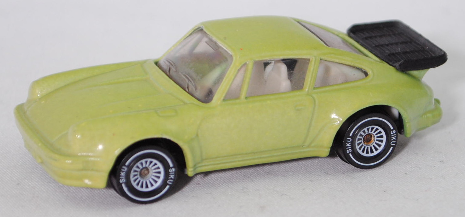 Porsche 911 Turbo 3,3 (G-Modell Typ 930 Coupé, Mod. 78-89), hell-maigrün, SIKU, 1:54 (Verfärber)