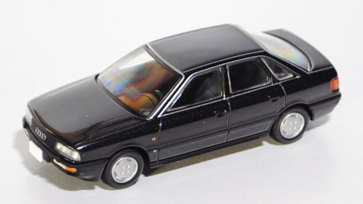 Audi 90 2.3E (B3, Typ 89), Modell 1987-1991, schwarz metallic, TOMYTEC, 1:64, mb