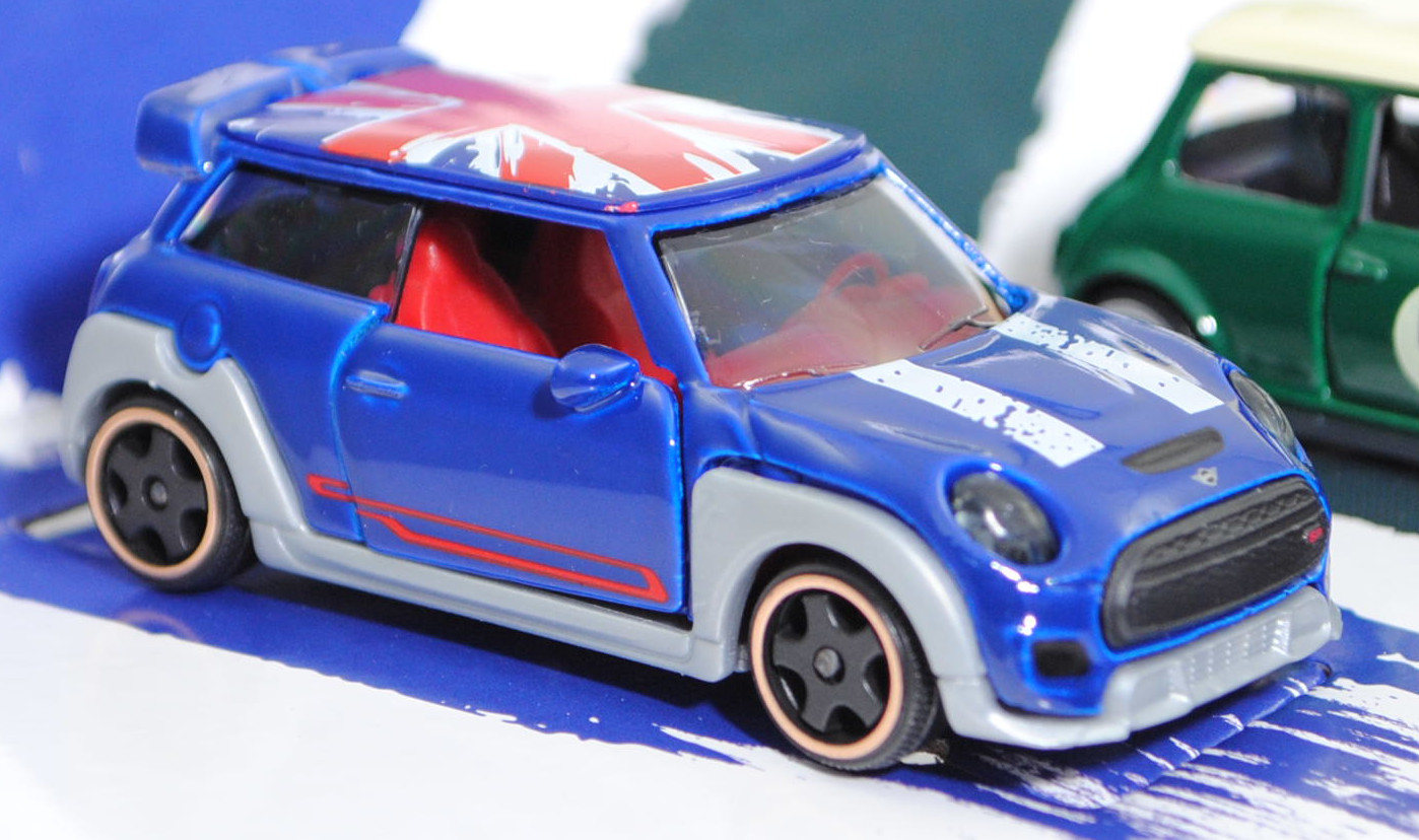 Giftpack MINI ICONS: MINI John Cooper Works GP (Modell 2020) + 2x MINI Cooper 1.3i (Modell 1991-1996) + 2x MINI Cooper S, majorette, mb (MINI ICONS EDITION)