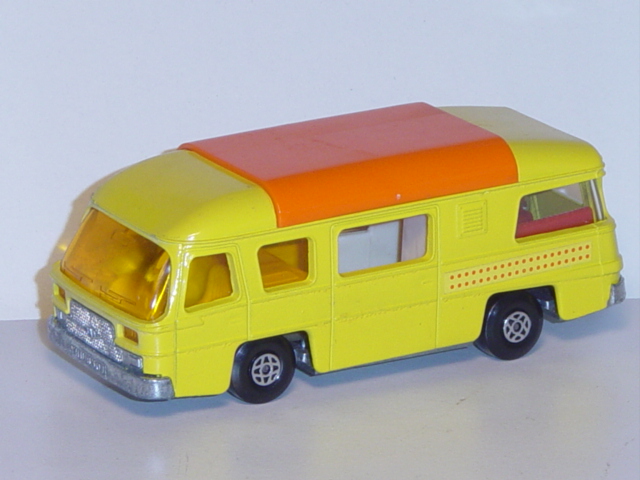 Camping Cruiser, zinkgelb/reinorange, Dach und Heckklappe zu öffnen, Matchbox Speed Kings, 1:43, mb