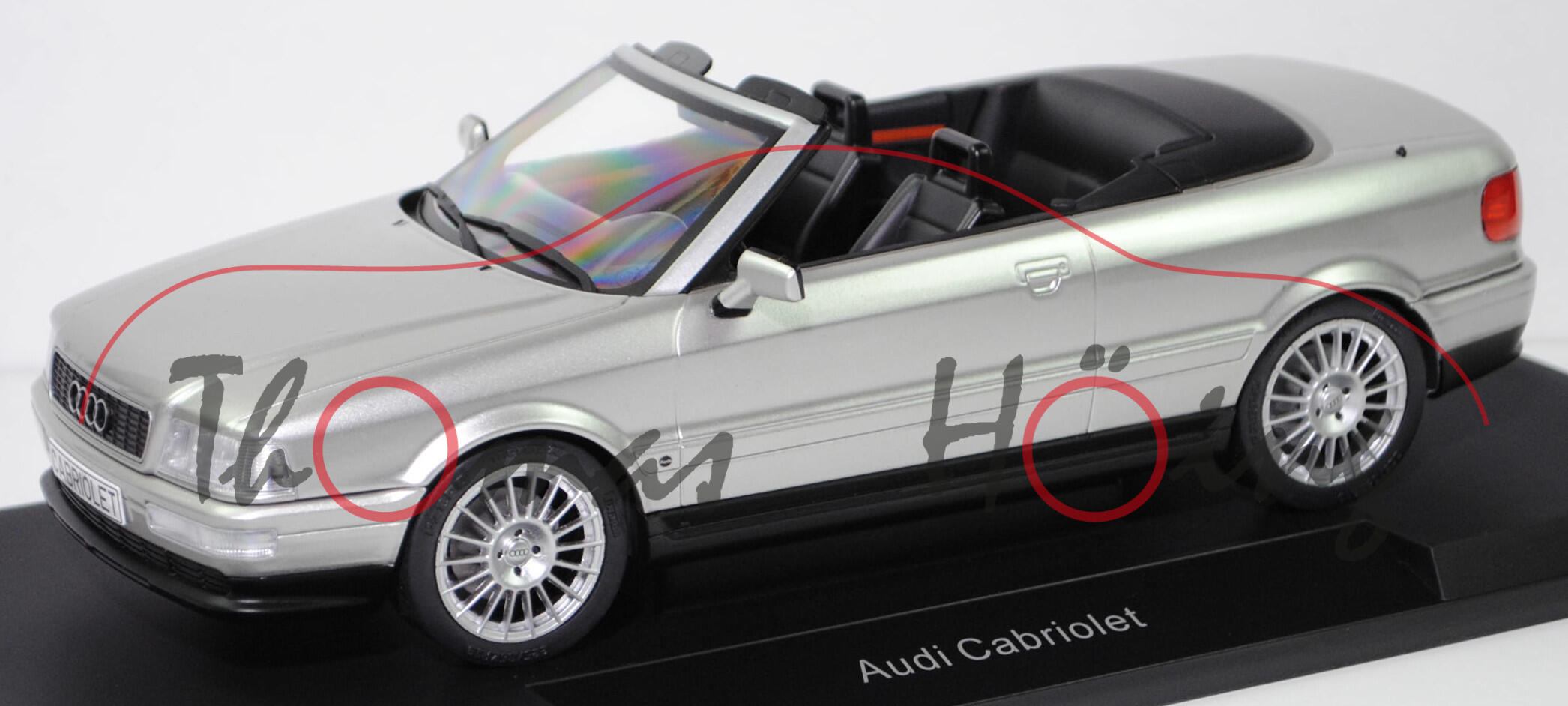 Audi Cabriolet 2.8 E (1. Generation, Baureihe B3, Typ 8G, VFL, Modell 1992-1997), kristallsilber metallic (LY7T), MODELCAR GROUP, 1:18, mb