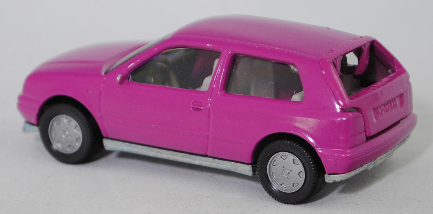 00000 VW Golf III 1.8 GL (Typ 1H, Vorfacelift, Modell 1991-1994), verkehrspurpur, innen grau, Lenkrad schwarz, Chassis chrom, Germ, Bpr. ohne Artikelnummer, SIKU SUPER, 1:56, m-