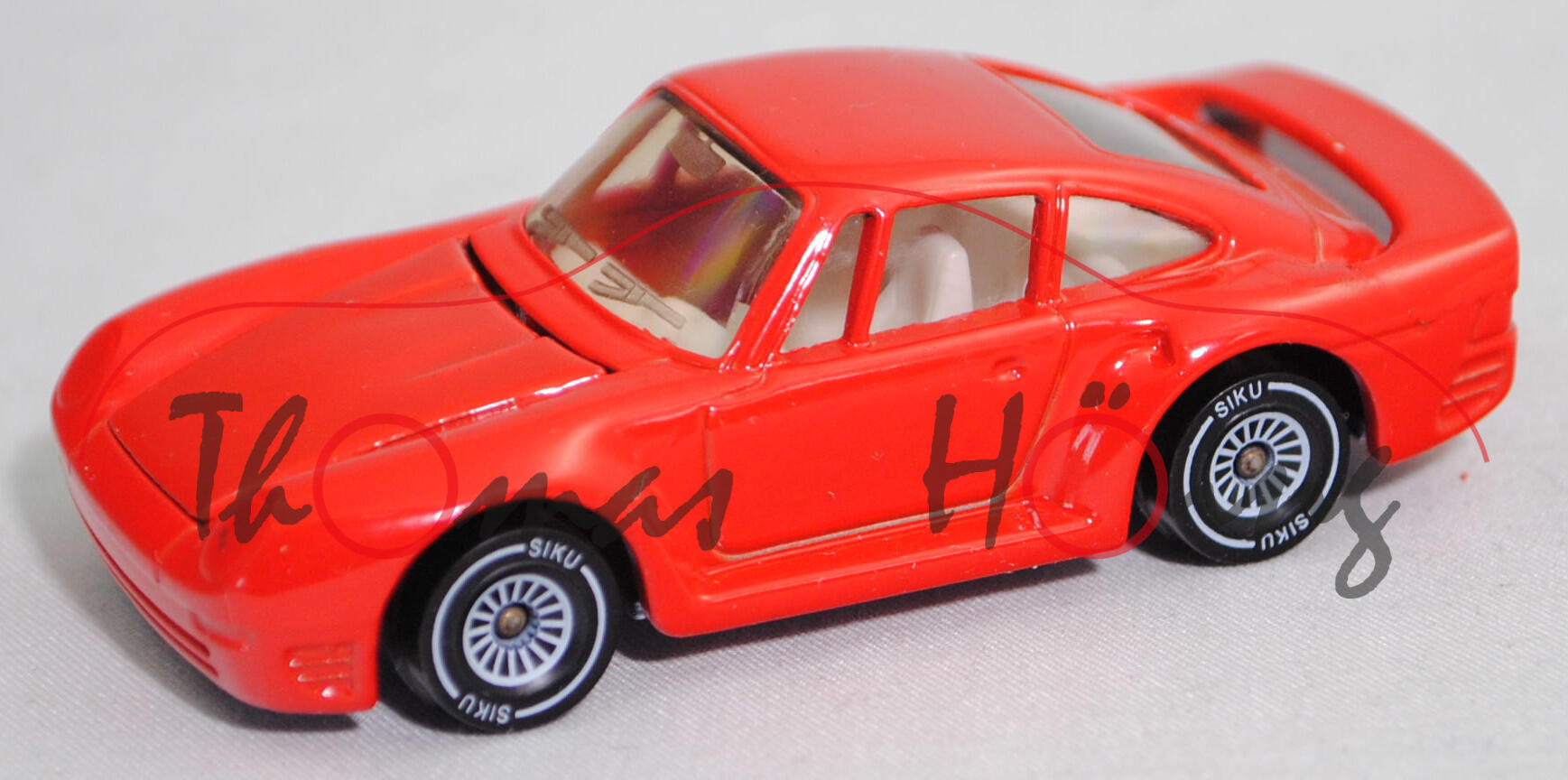 00003 Porsche 959 (Modell 1986-1988), verkehrsrot, innen reinweiß, Heckflügel offen, SIKU, 1:55, m-