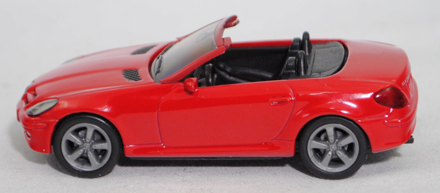 00005 Mercedes-Benz SLK 350 (interne Baureihenbezeichnung R 171, Vor-MoPf, Modell 2004-2008), dunkel-verkehrsrot, innen schwarz/rot, Bpr. 1002, SIKU SUPER, 1:55, m