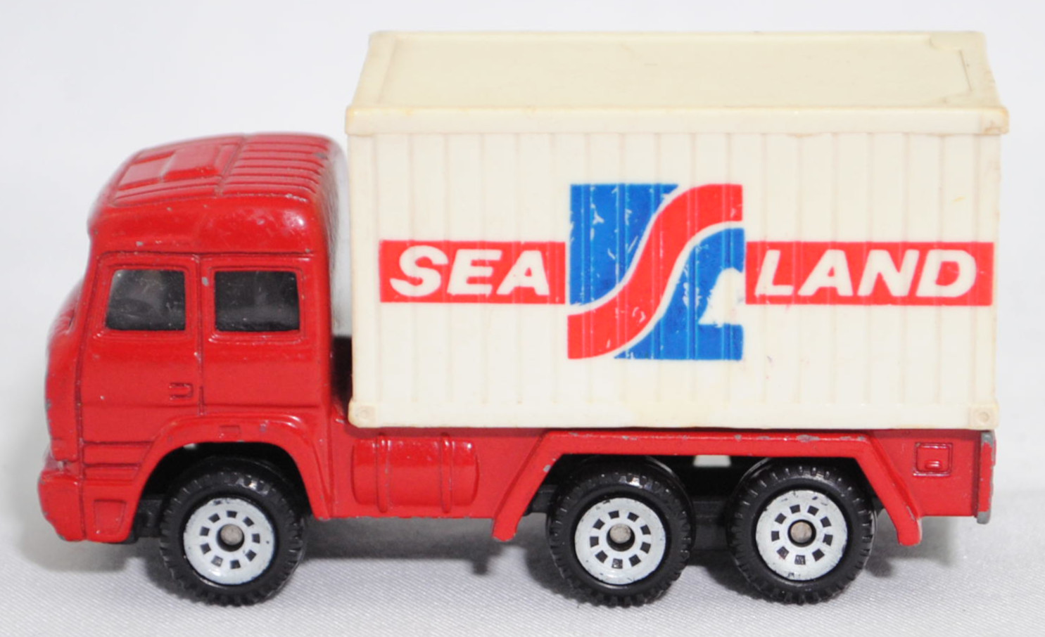00001 Iveco TurboStar 240-36 6x2 (Modell 1987-1990) Container-Transporter, karminrot, Bpr. 0815 / 0816, C1 reinweiß, 1:86, Container reinweiß, SEA LAND, 1:121, SIKU SUPER, m-