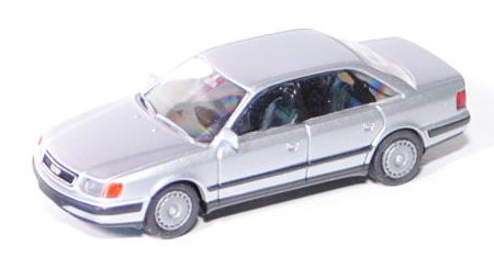 Audi 100 quattro (C4), Modell 1990-1994, silbermetallic, mit Radblenden, Rietze, 1:87, mb