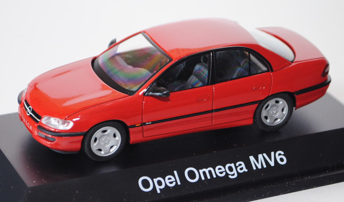 Opel Omega B MV6 Limousine, Modell 1994-1999, feuerrot, Schuco, 1:43, PC-Box