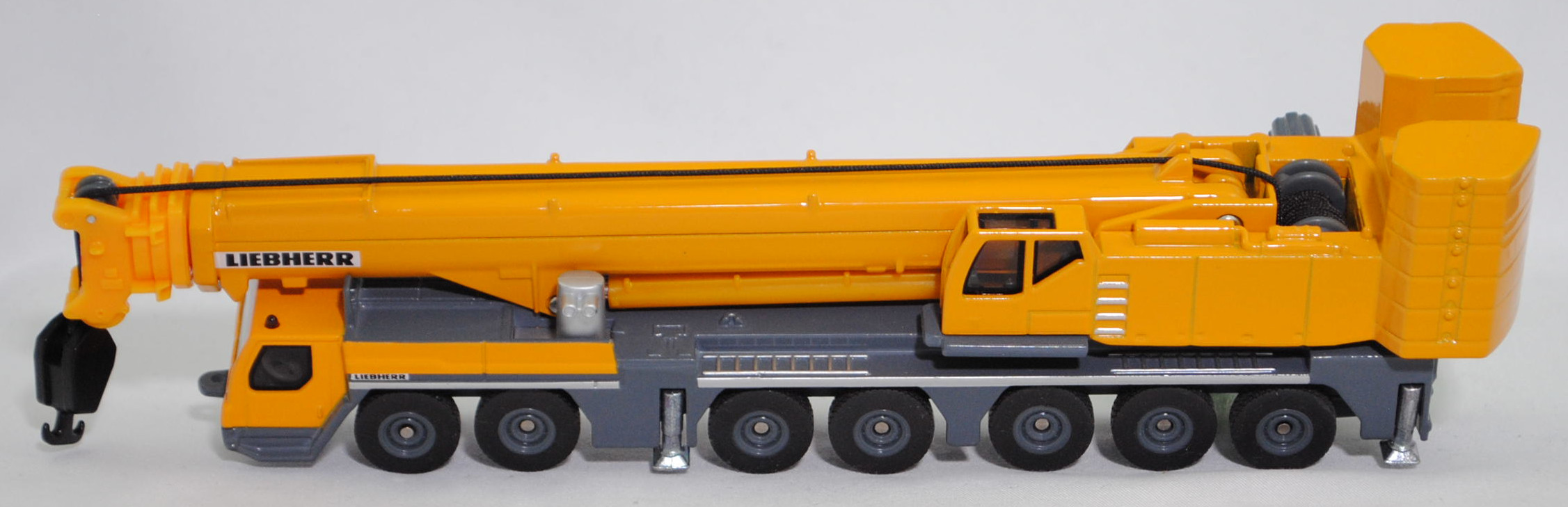 00000 LIEBHERR LTM 1400-7.1 Mobilkran (1. Generation, Modell 2005-2022), chromgelb/blaugrau, LIEBHERR, Bpr. ohne Adresse, ohne Chargennummer, SIKU SUPER, 1:87, L17mpK