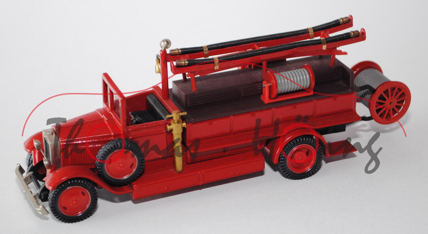 Feuerwehr Löschfahrzeug, offenes Fahrerhaus, karminrot, 1:43, OMO (Russland / ZIS)