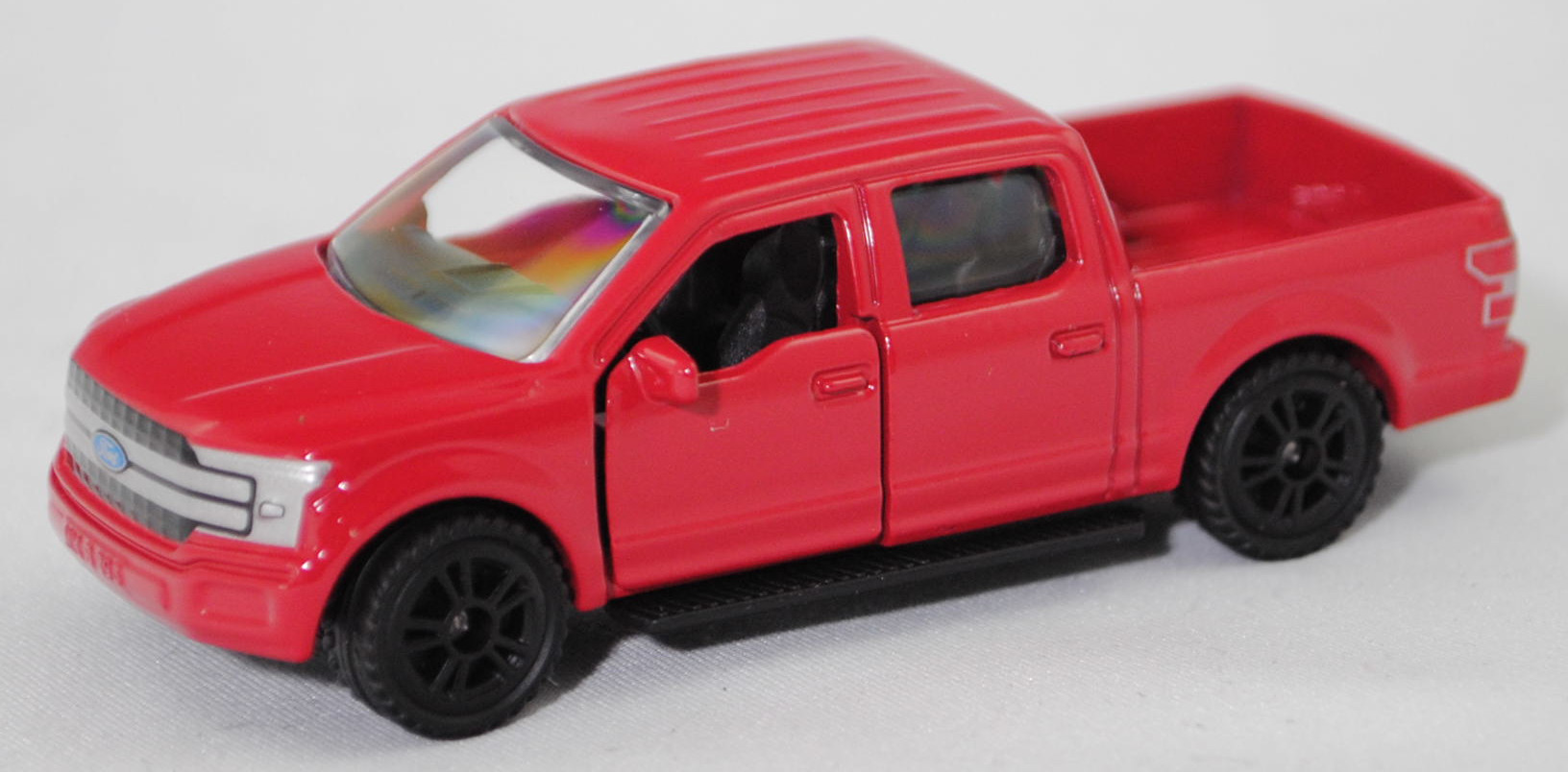 00000 Ford F-150 LARIAT STANDARD V8 SuperCrew mit 5,5 Ft Ladefläche (13. Generation, P552, Modell 2018-2020), himbeerrot, SIKU SUPER, 1:71, P29f