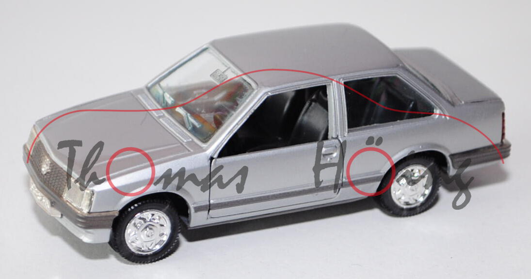 Opel Corsa TR (Typ A, Zweitürer, Stufenheck), Modell 1982-1987, silber, Türen + Heckklappe zu öffnen