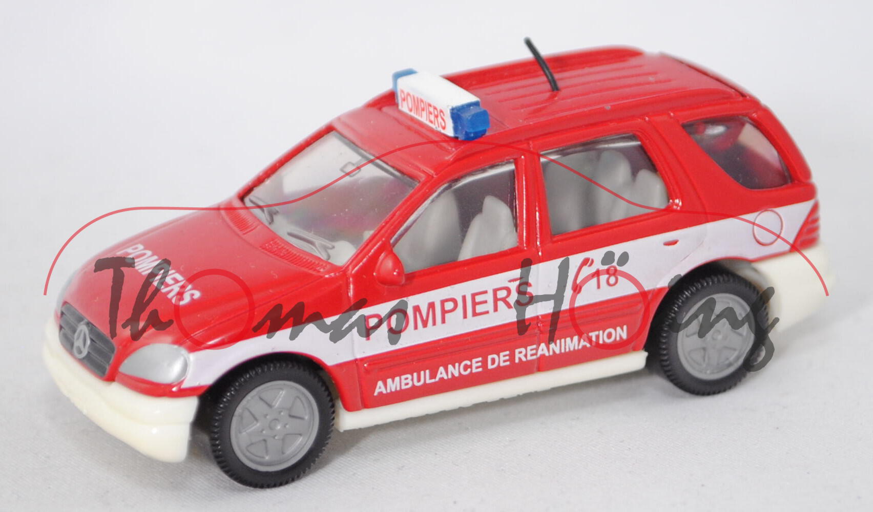 00100 F Mercedes ML 320 (Typ W 163, Modell 1997-2001) Feuerwehr-Kommandowagen, rot/weiß, POMPIERS