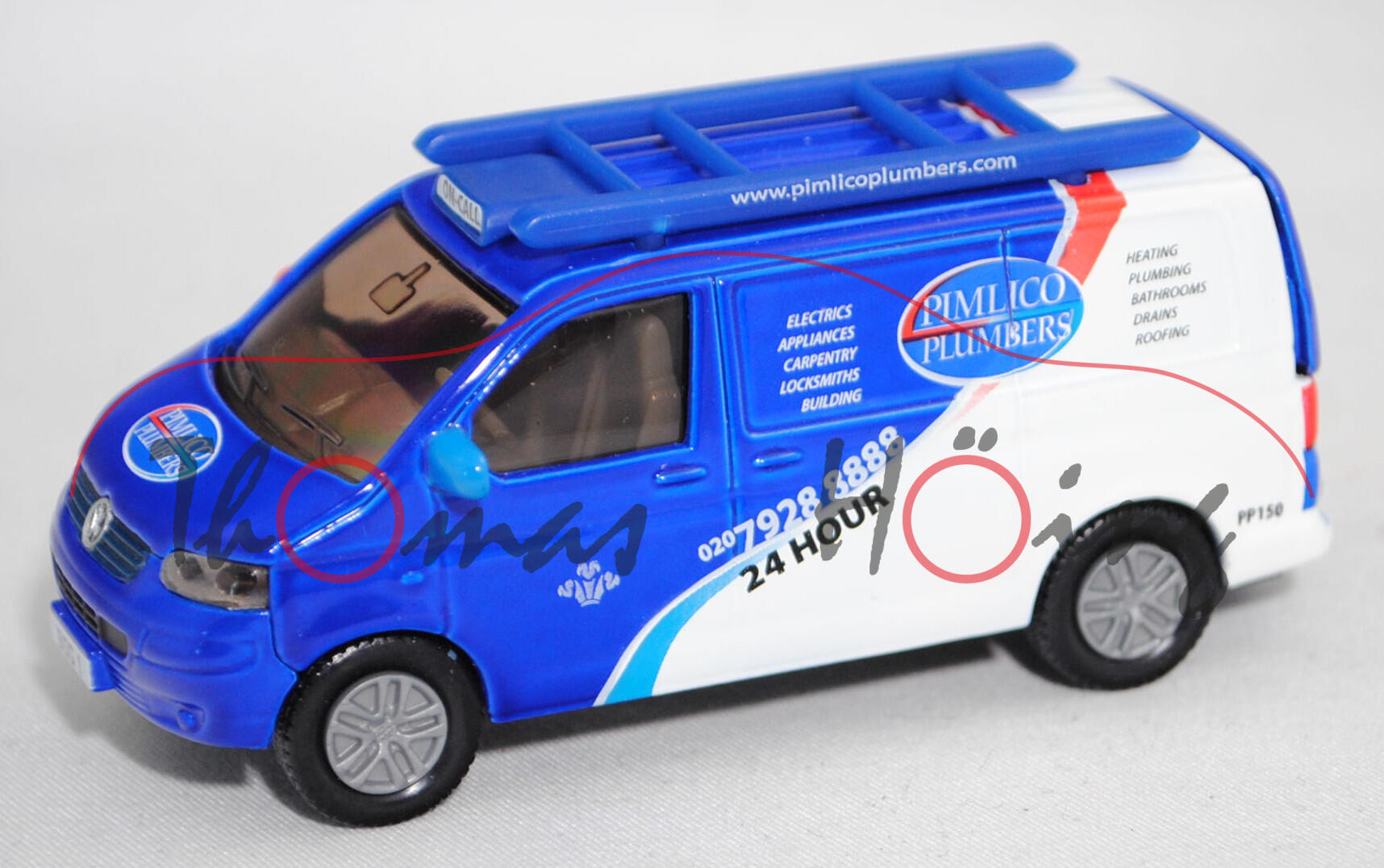 00601 VW T5.1 Transporter (Typ 7H, Mod. 03-09), blau/weiß, PIMLICO / PLUMBERS/PP150 / BOG1, Werbebox