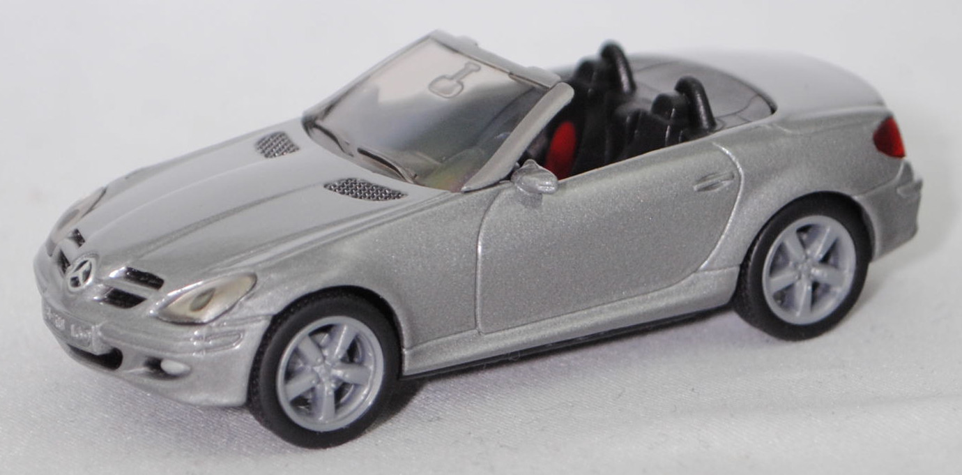 00007 Mercedes-Benz SLK 350 (interne Baureihenbezeichnung R 171, Vor-MoPf, Modell 2004-2008), verkehrsgraumetallic, innen schwarz/rot, Bpr. 1002, SIKU SUPER, 1:55, m