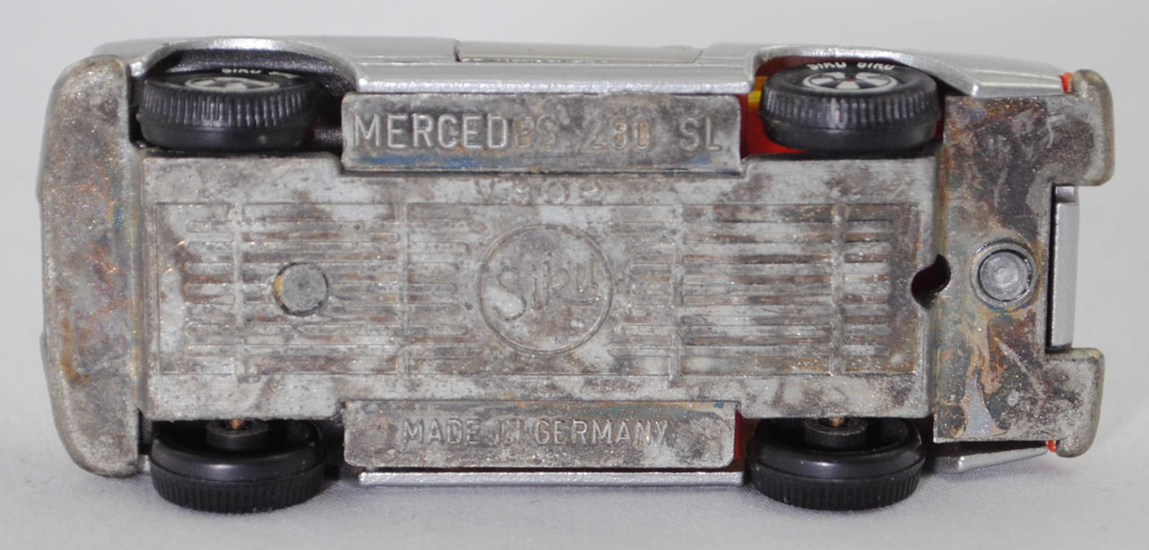 00004 Mercedes-Benz 280 SL (W 113, Baumuster 113.044, Pagode, Modell 1968-1971) mit Hardtop (Coupédach), silber, Bpr. V 302, Germ, Verglasung gelb, R10 weiß, SIKU SUPER, 1:60, m-