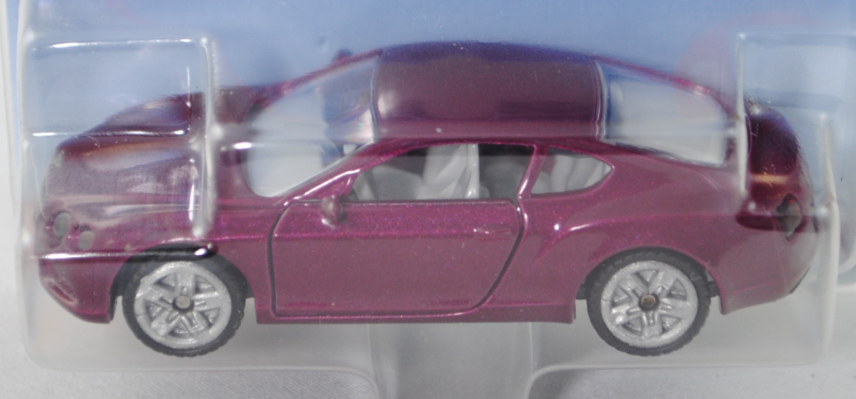 00003 Bentley Continental GT V8 S (2. Generation, Modell 2014-), bordeauxviolettmetallic, innen lich