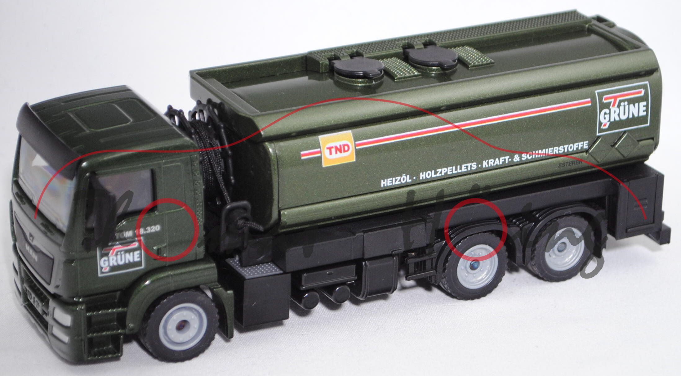 00402 MAN TGS 18.320 (Mod. 13-17) Tankwagen, chromoxydgrünmetallic, GRÜNE, SIKU, 1:50, Werbebox