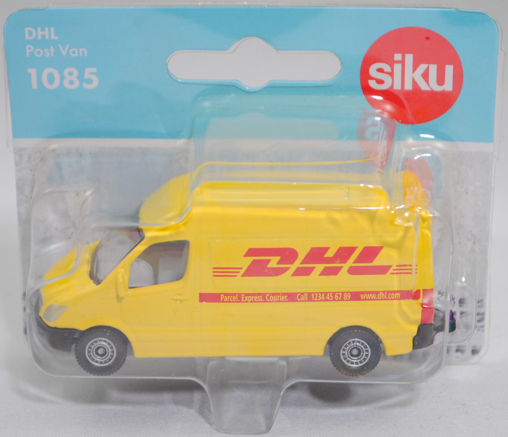 00010 Mercedes-Benz Sprinter II (W 906, Vor-MoPf, Modell 2006-2009) Postwagen, gelb, DHL / Parcel. Express. Courier. Call 1234 45 67 89 www.dhl.com, C80, SIKU SUPER, 1:77, P29f