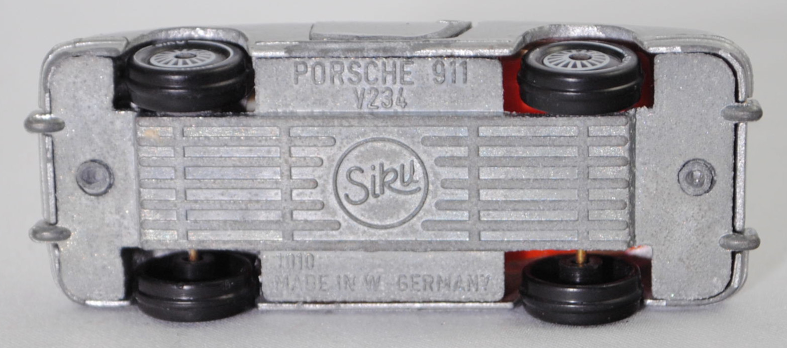 00009 Porsche 911 E Targa (Modell 1968-1969), silbergraumetallic, innen rotorange, Lenkrad cremeweiß, W-Germ, Verglasung rauch, R11 glatt, SIKU SUPER, 1:60, vsc
