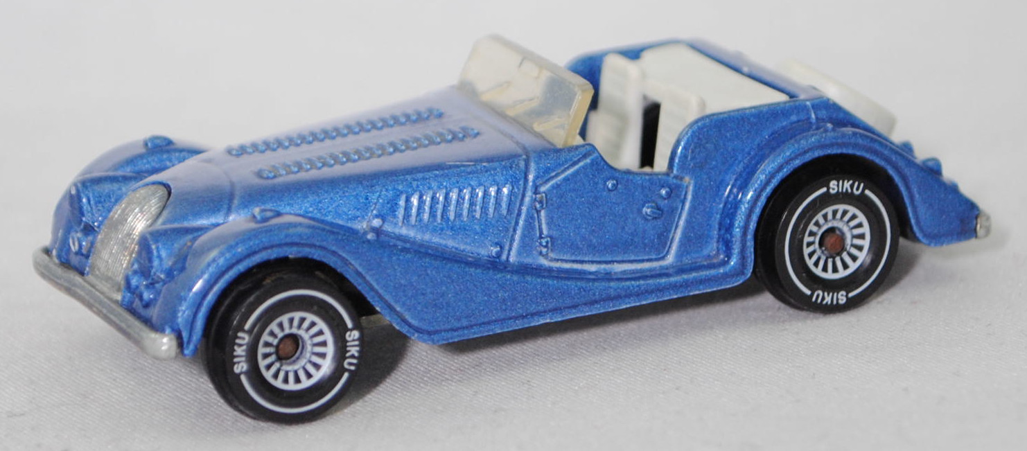 00001 Morgan Plus 8 3.5 V8 (1. Generation, Modell 1981-1987), hell-violettblaumetallic, innen reinweiß, W-Germ, mit CE-Zeichen, B4, SIKU SUPER, 1:52, m (Verdeck weg)