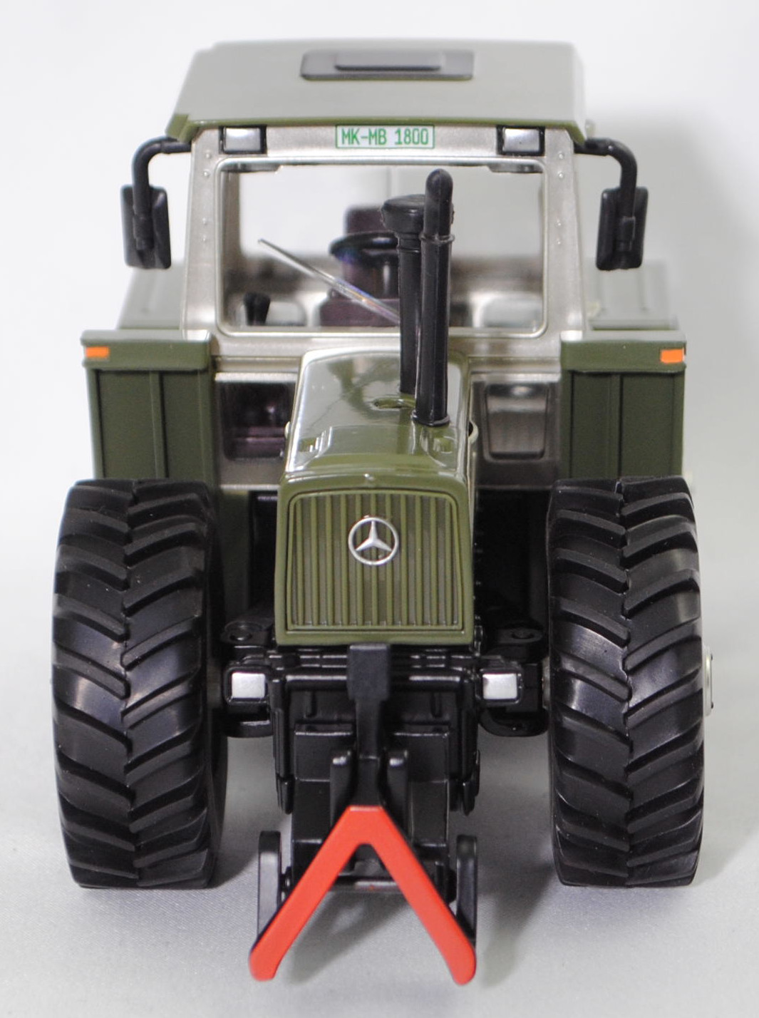 00000 Mercedes-Benz MB trac 1800 intercooler (schwere Baureihe, Baureihe 443, 2. Serie, MoPf, Modell 1990-1991), silberdistel/olivgrün, SIKU FARMER CLASSIC 1:32, L17mK (Limited Edition)